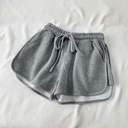 Women's Solid Color Wide Leg Loose And Slim Sports Shorts - Image 5